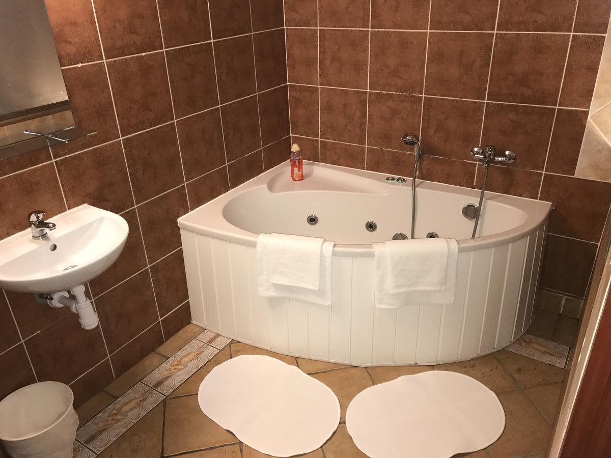 Hotel Villa Rezydent Breslavia Esterno foto