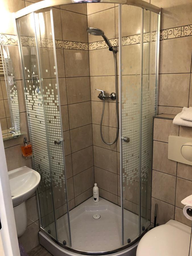 Hotel Villa Rezydent Breslavia Esterno foto
